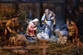 Natal bukan semata mengenang kelahiran yesus sebagai bayi diatas palungan, tetapi juga kehidupan. Born To Die Grace Found Me