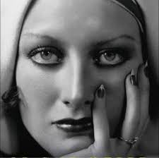 Joan Crawford, The Self-Made Star