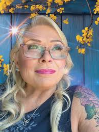 Embracing Single Life and Weight Loss Journey