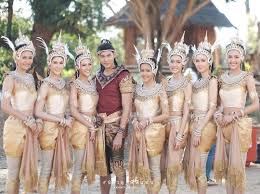 ป กพ นโดย hasona ใน beauty ช ด นางแบบ ช ดแต งกาย