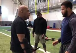 An inside look at the for aaron donald, who is the league's reigning defensive player of the year, offseason workouts are no. Aaron Donald S Training Regiment Apparently Includes Dodging Knives