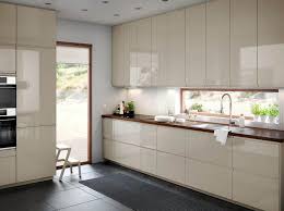 14 Stellar Ikea Hacks That Manage Your Entire Cooking Area Zeltahome Com Beige Kitchen Beige Kitchen Cabinets Gloss Kitchen Cabinets
