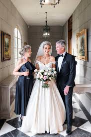 Campbell Point House Melbourne Wedding By Lost In Love Photography Family Wedding Photos Wedding Picture Poses Wedding Photoshoot