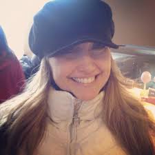 Danette Lee's Instagram, Twitter & Facebook