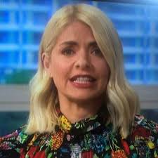 In a clip shared on this morning, holly was seen arriving at the studio, with the staff welcoming her by singing stevie wonder's 'happy birthday' as she walked through a display. Holly Willoughby Makes Bold Response To Black Outfit Drama On This Morning Chronicle Live