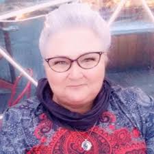 This is very special to me because I was nominated for this honor by my  dear friend Marisa Monroy (She/Her/Ella) ❤️. Women uplifting other women!