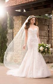 Mermaid Wedding Dresses Sparkling Mermaid Wedding Gown Essense Of Australia Wedding Dresses Wedding Gowns Mermaid Flattering Wedding Dress