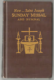 Before mass begins, members of the congregation or assembly, once they have entered the church and genuflected in adoration before the tabernacle, normally sit in silence in their pew, perhaps after. 1966 Saint Joseph Sunday Missal Hymnal Catholic Church Prayer Book Mass Masses Ebay