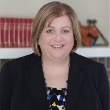 Georgina Graves's Instagram, Twitter & Facebook