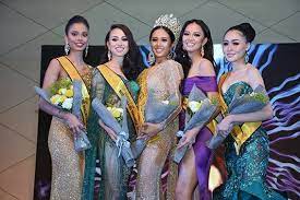 L'élection a été présentée pour la 2e année par xian lim, l'acteur philippin qui avait présentée la 5e. Miss Grand Malaysia 2018 Global Beauties