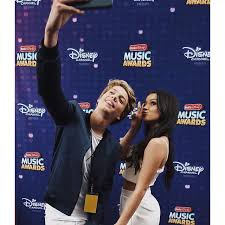 Isabela Moner At The Rdma 2016 With Jace Norman Serie Tv