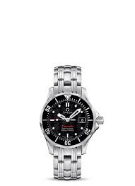 The seamaster was worn in the james bond movie franchise since 1995 (bond wore rolex submariners in the prior films). Seamaster Diver 300m Quartz 28 Mm 212 30 28 61 01 001 Omega