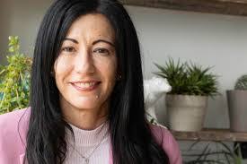 Ryan Lobb's Instagram, Twitter & Facebook