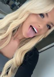 ella west (@ellababyyx8)'s videos with Pop out