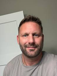 Photoshop professionals??? Ideas 😁