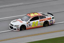 The 'next race' pages are added the week or so before the race and cover the weekend schedule, tv, qualifying, news etc. Nascar Race Mom Hooters Returns To Track As Chase Elliott S Primary Sponsor For November Races