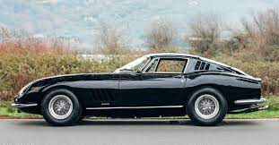 La 275 gtb nacque nel 1964 come erede delle ferrari 250, rispetto ad esse però assumeva caratteristiche tecniche innovative.su tutte le 275 vennero adottate, per la prima volta su una vettura gran turismo ferrari, le sospensioni a 4 ruote indipendenti e il cambio a 5 marce; A 1966 Ferrari 275 Gtb Is Not Your Typical Dealership Trade In Petrolicious