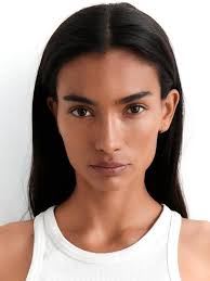 Kelly Gale