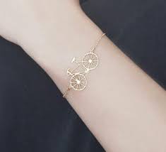 Pin On Des Bijoux Qui Brillent
