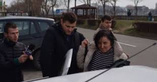 500 De Lei șpagă Pentru O Viză De Pensionare Anticipată Talk Show Scenes Talk