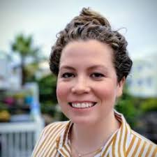 Katie Seward's Instagram, Twitter & Facebook