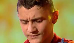 Cine este Emanuel Ion, tânărul care a primit Golden Buzz la Românii au  Talent. Este nevăzător din naștere