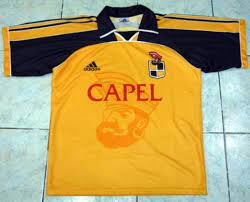The squad overview can be embedded on the own homepage via iframe. Coquimbo Unido Home Football Shirt 1991