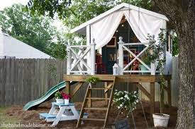 Inspiring kids treehouse designs that will make you want to build one today. 11 Free Diy Tree House Plans