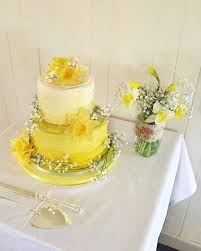 Yellow Ombre Daffodil Wedding Cake Yellow Wedding Cake Daffodil Wedding Daffodil Cake