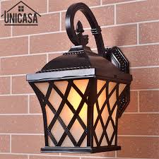 I lampioni sono realizzati in alluminio pressofuso e le lampade da esterno in ferro battuto. Antico Alluminio Nero Applique Da Parete Per Esterni Giardino Pathway Vintage Bar Sconce Industriale Lampade A Soffitto Ha Condotto L Illuminazione Della Lampada Ue Wall Light Outdoor Wall Lightoutdoor Wall Aliexpress