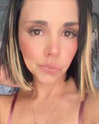 Beatriz Pando's Instagram, Twitter & Facebook