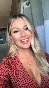 Hailee Hansen's Instagram, Twitter & Facebook