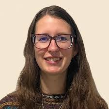 Nicole Heise's Instagram, Twitter & Facebook