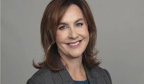 Elena Kraus's Instagram, Twitter & Facebook