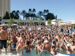 Big Pool Party At Wet Republic Vegas Pool Party Las Vegas Pool Las Vegas