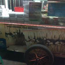 Rumah makan lesehan pangestu adalah tempat kuliner yang menyediakan aneka. Jl Ra Basuni Sooko Mojokerto Mojokerto Jawa Timur