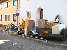 Was zum sperrmüll gehört, hängt nicht nur von der größe der abfälle ab. Freudenstadt Immer Wieder Arger Mit Dem Sperrmull Freudenstadt Umgebung Schwarzwalder Bote