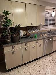 Find cabinets, armoires & cupboards for sale in tulsa on oodle classifieds. 1958 Mid Century Metal Kitchen Cabinets And Imperial Dual Oven For Sale In Tulsa Ok Offerup Metal Kitchen Cabinets Metal Kitchen Kitchen Cabinets For Sale