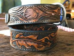 Very beautiful keyholder with sheridan carving. Leatherworking Tips From A Modern Day Cowgirl