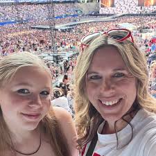 Does anyone know where I can get my son tested for dyslexia. My son goes to  Lakeshore Elementary and the psychologist stated the district doesn't test  or diagnose for dyslexia. Also his