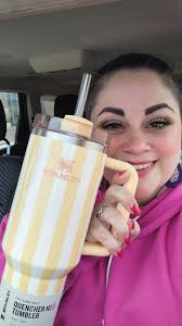 How to display additional drinks at a lemonade stand?