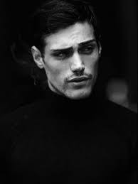 Richard Deiss's Instagram, Twitter & Facebook