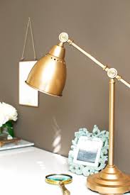 20 Gorgeous Ikea Hacks You Can Make With A Can Of Gold Spray Paint Ikea Hack Dekorera Lagenhet