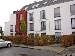 Der aktuelle durchschnittliche quadratmeterpreis für eine wohnung in ratingen liegt bei 9,98 €/m². 4 Zimmer Wohnung Zu Vermieten Hubertushof 10 40882 Ratingen Ost Mitte Ratingen Mapio Net