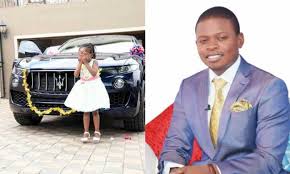 Shepherd bushiri macht seinem ruf alle ehre. Sadaka Ni Tamu Richest African Pastor Shepherd Bushiri Gifts His Little Daughter With A Car Worth 7 Million