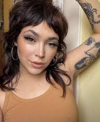 Miranda Ferrell's Instagram, Twitter & Facebook