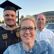 Quilting Experience with Sew-in and Fabric Choice