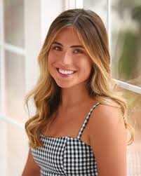 Say hello to 2019 Le Bal de Ballet honorees Julia Rose Turco, of Regis  Jesuit High School, and Emily Nicole Untermeyer, of Valor Christian High  School. Julia's high school activities include speech