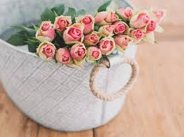 We offer wedding flower collections in a variety of colors, seasons, and styles. Diy Wedding Flowers How To Make Your Wedding Flowers Wedding Ideas