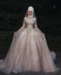Baju pengantin muslimah auto design tech. 10 Inspirasi Gaun Pengantin Muslimah Mewah Yang Menawan Wedding Model Baju Pengantin Muslim Diary Hijaber